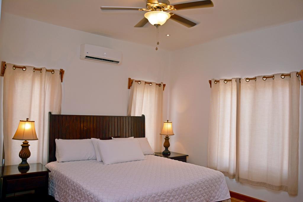 Casas De La Caye * San Pedro (Ambergris Caye)
