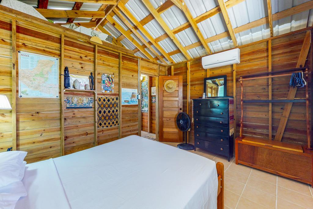Holiday home Miss Ella's Waterfront Caye Caulker