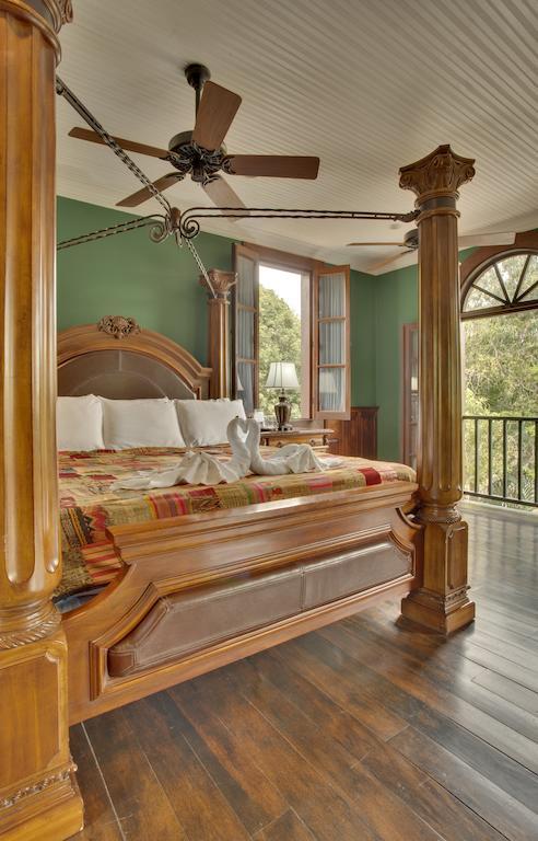 Mahogany Hall Luxury Boutique