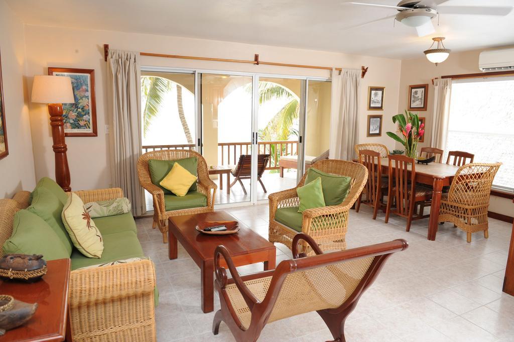Aparthotel The Palms Oceanfront