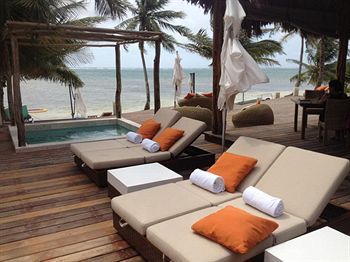 Resort El Secreto Ambergris Caye