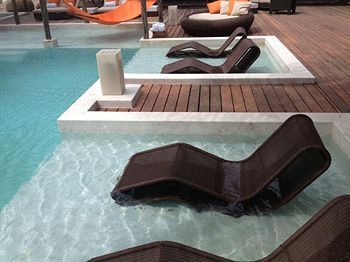 El Secreto Resort