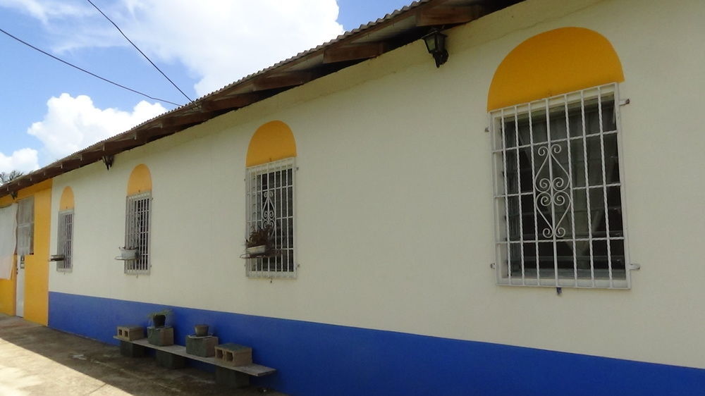 Hacienda Tropical