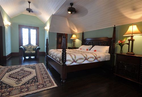Mahogany Hall Luxury Boutique Resort San Ignacio