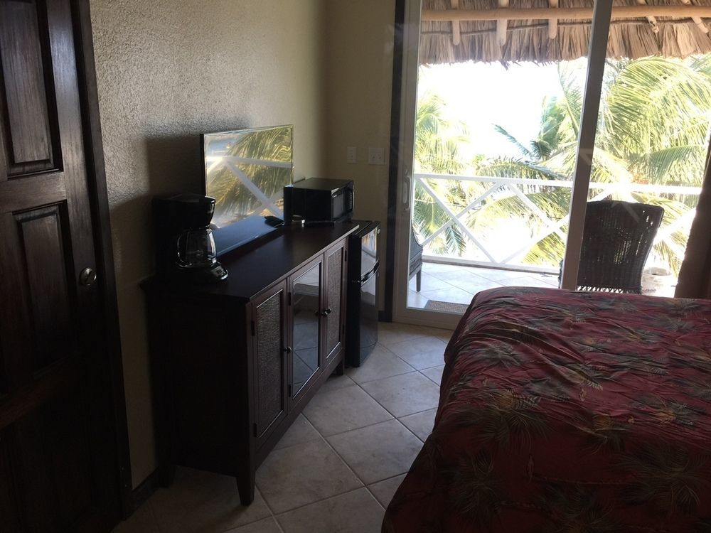 The Palapa House 3*