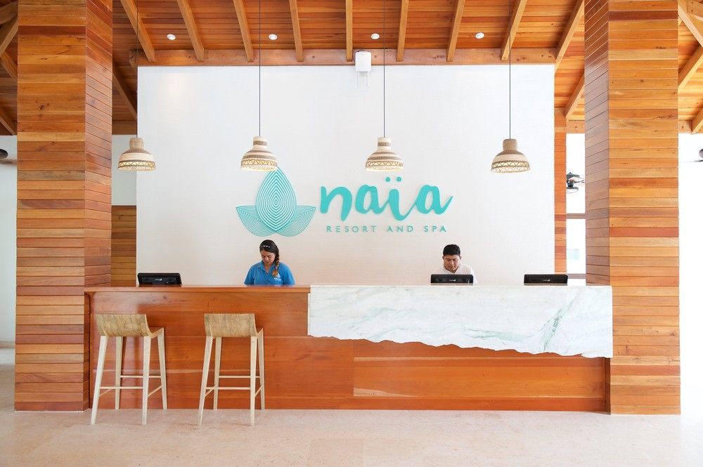 Resort Naia And 4*