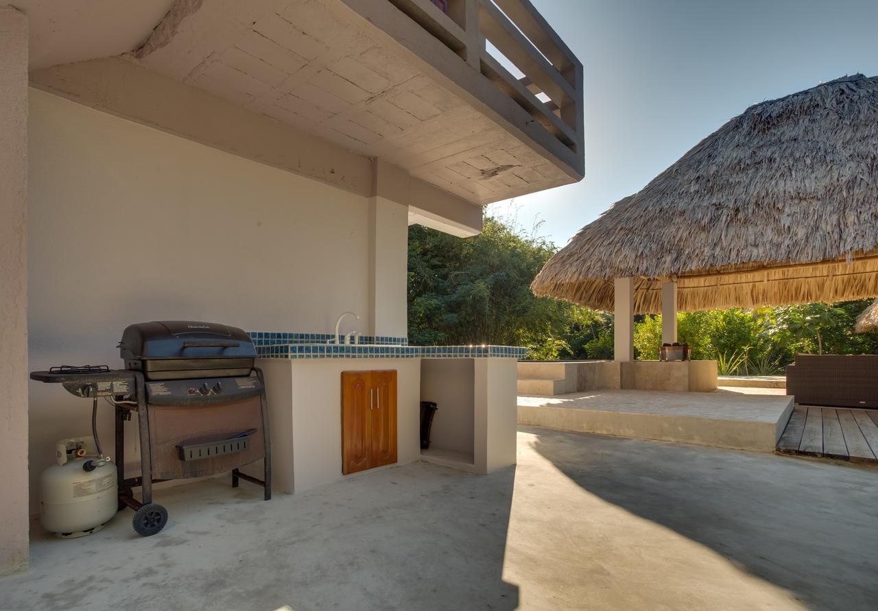Bayshore Bijou Suites Guest house Maya Beach