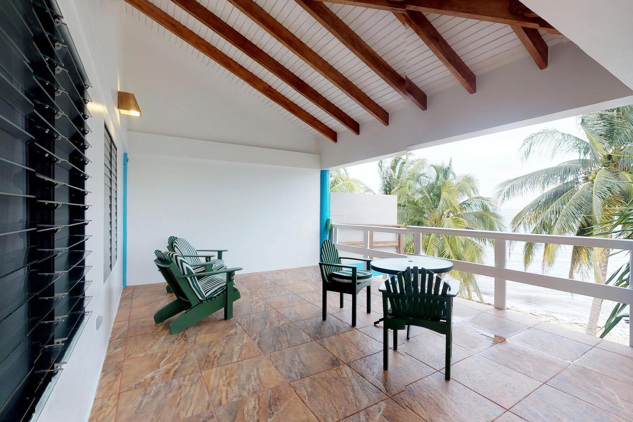#31 @ Beachside Apartment *