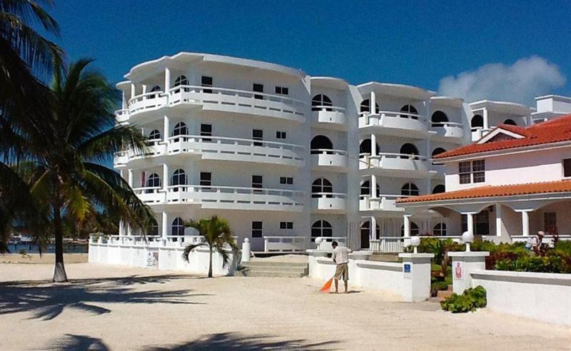Banyan Bay Hotel