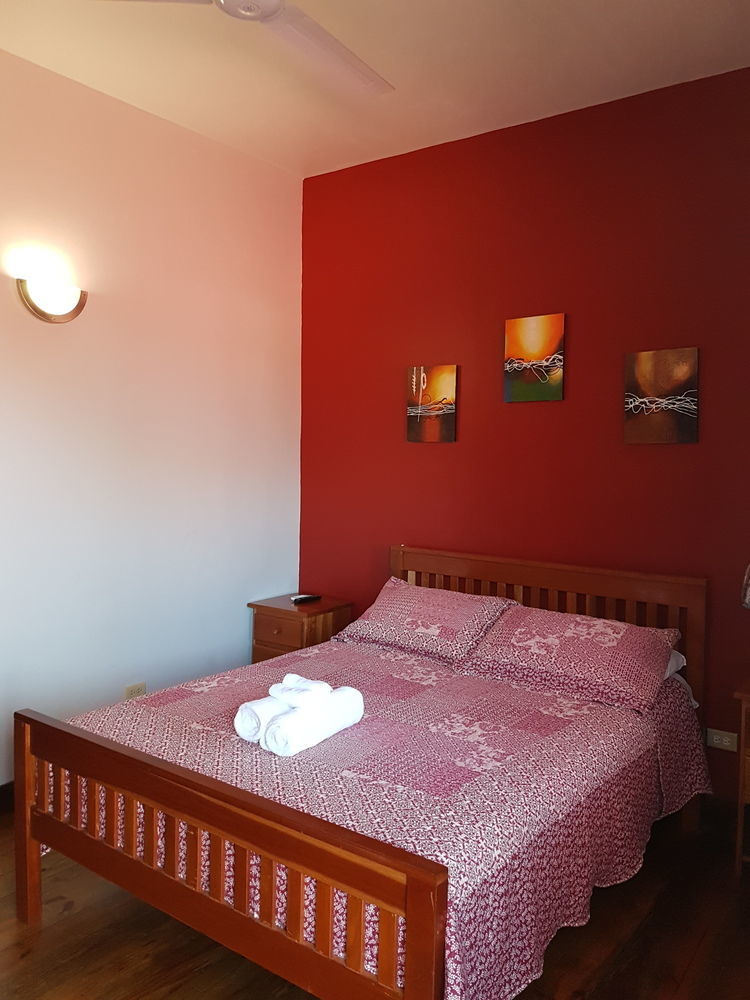 Serenade 3* Placencia