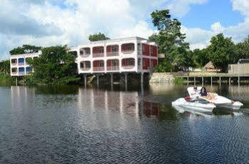Hotel Lamanai Landings And Marina 3*