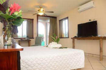 Hotel Lamanai Landings And Marina 3*