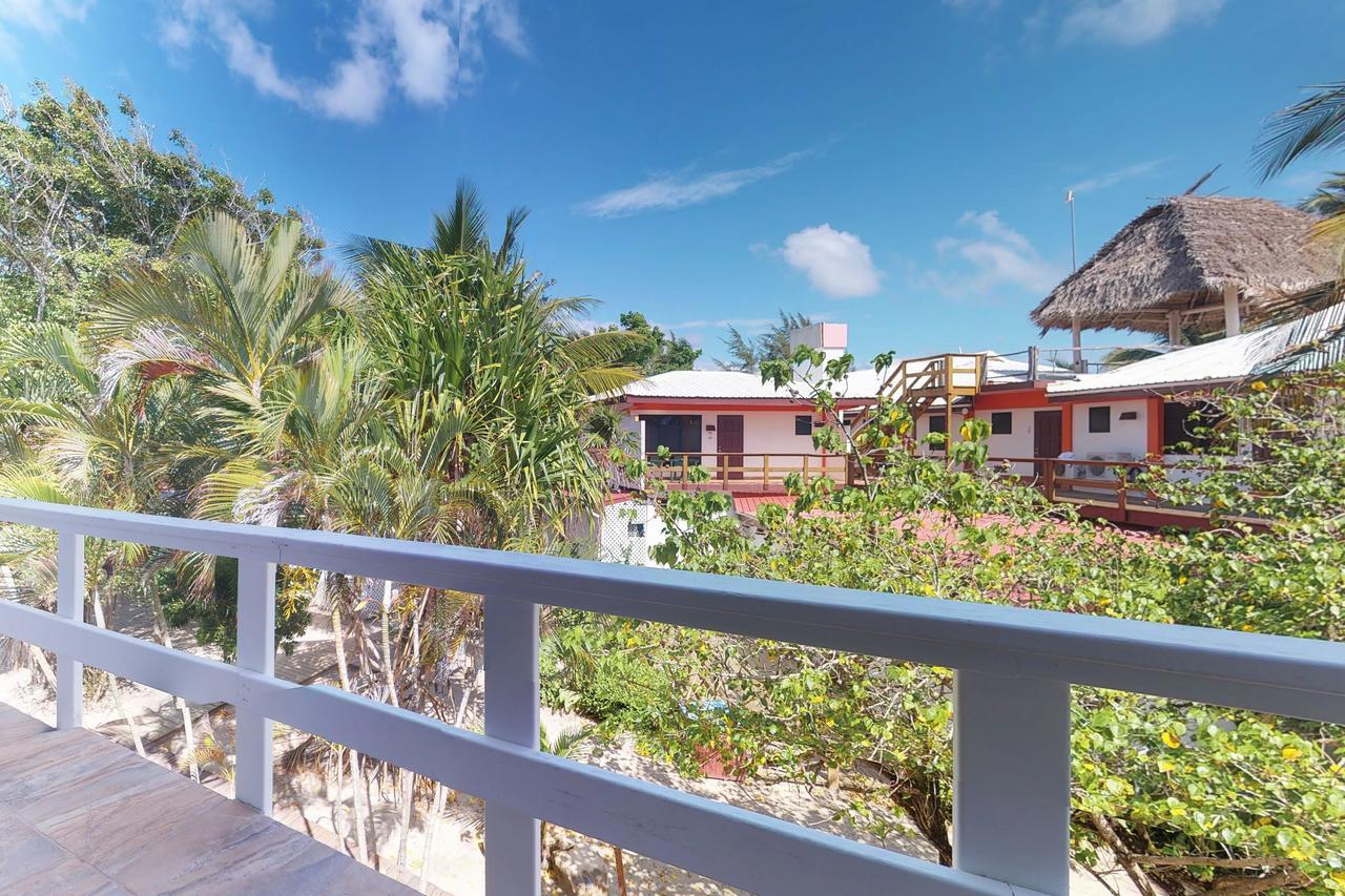#22 @ Beachside * Seine Bight Village