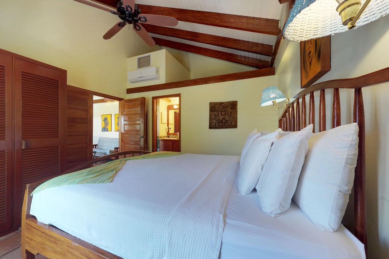 Apartment #22 @ Beachside *