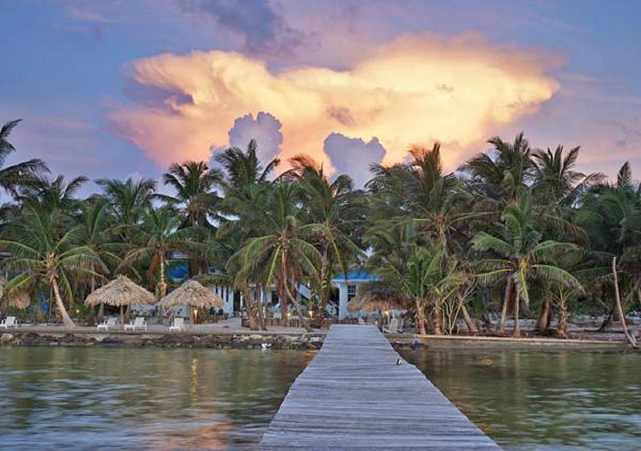 Cocotal And Hotel San Pedro (Ambergris Caye)