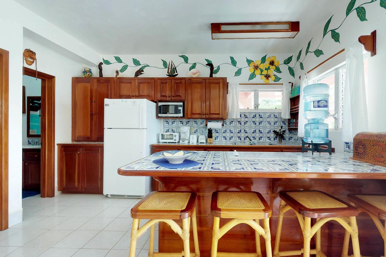 Caribe Island 1 Bedroom #20 San Pedro (Ambergris Caye)