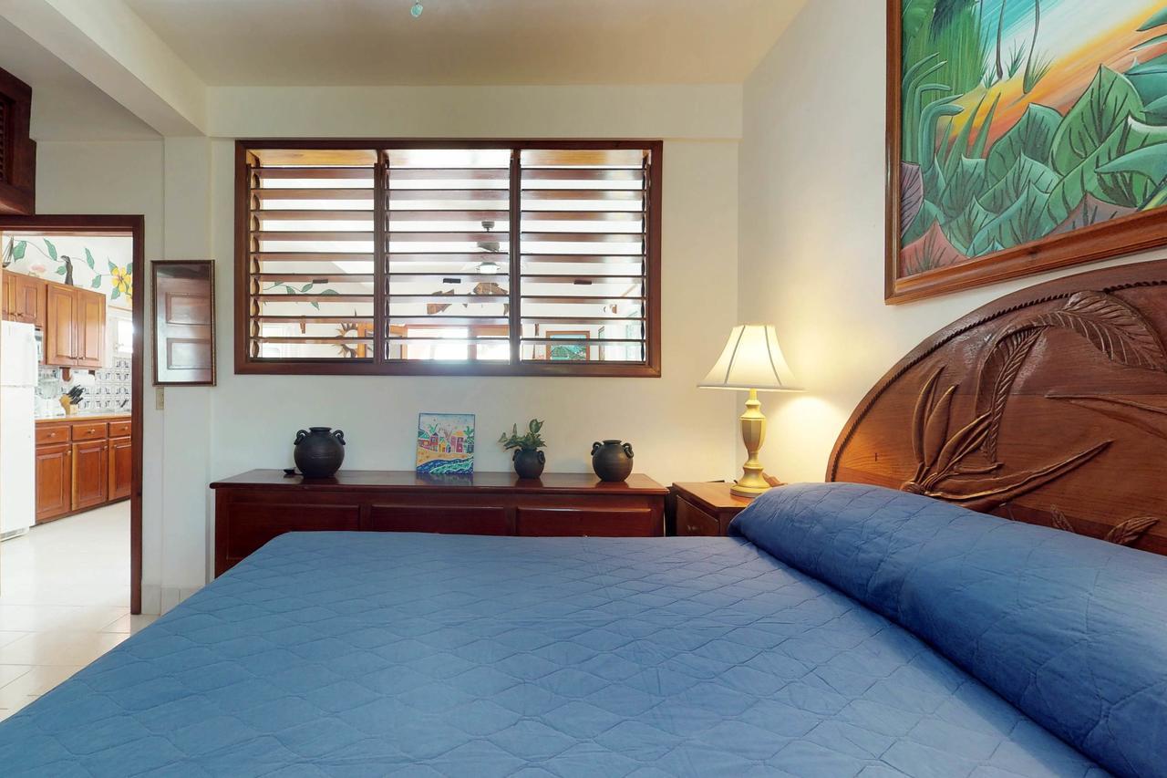 Caribe Island 1 Bedroom #20 * San Pedro (Ambergris Caye)