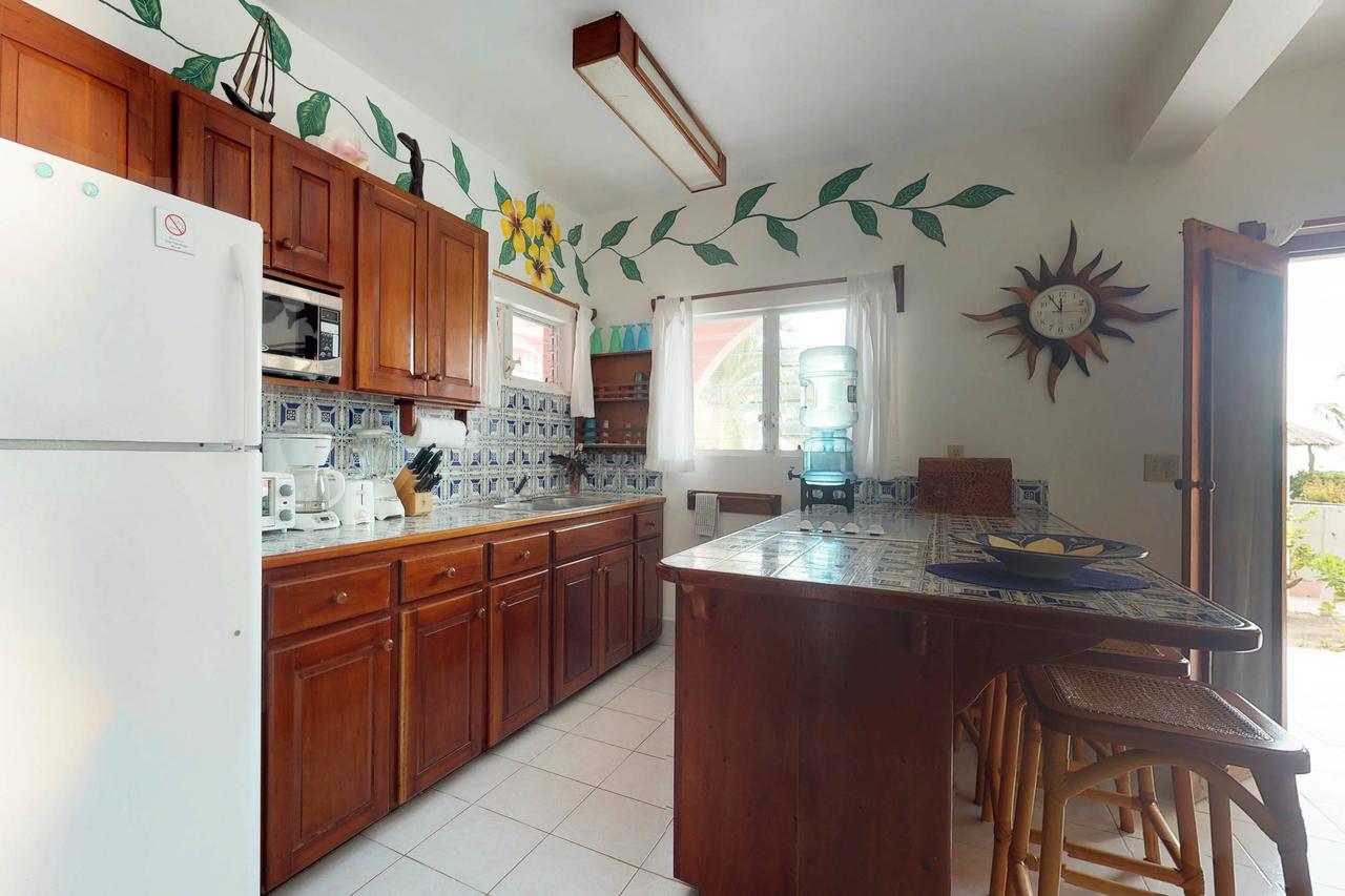 Caribe Island 1 Bedroom #20 San Pedro (Ambergris Caye)