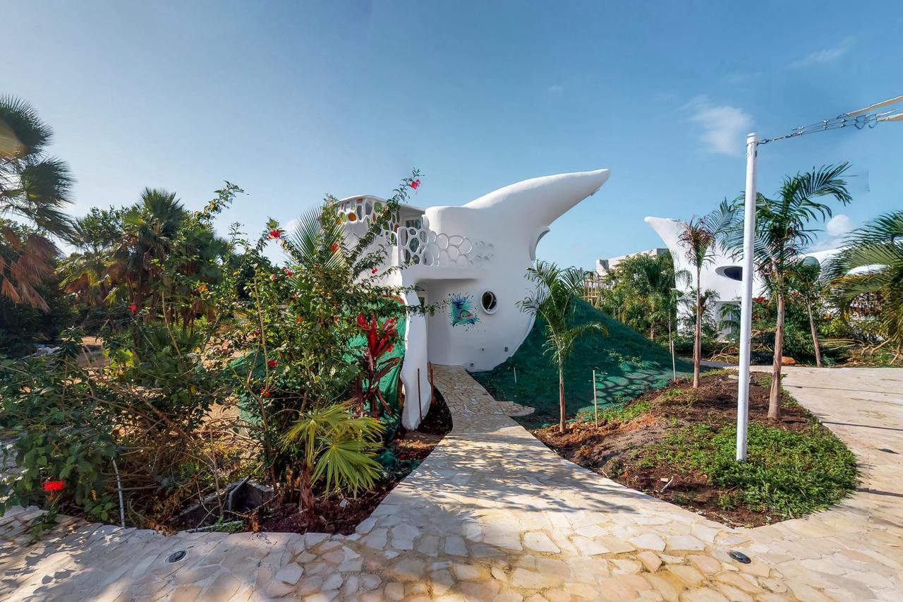 Swan Villa