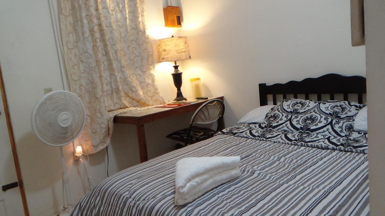 Hacienda Tropical Guest house 2*
