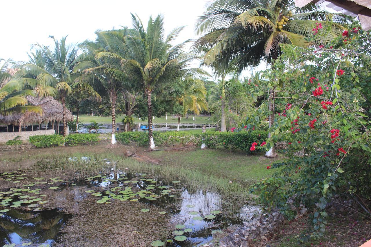 Highway Trails Belize And Country Club Resort