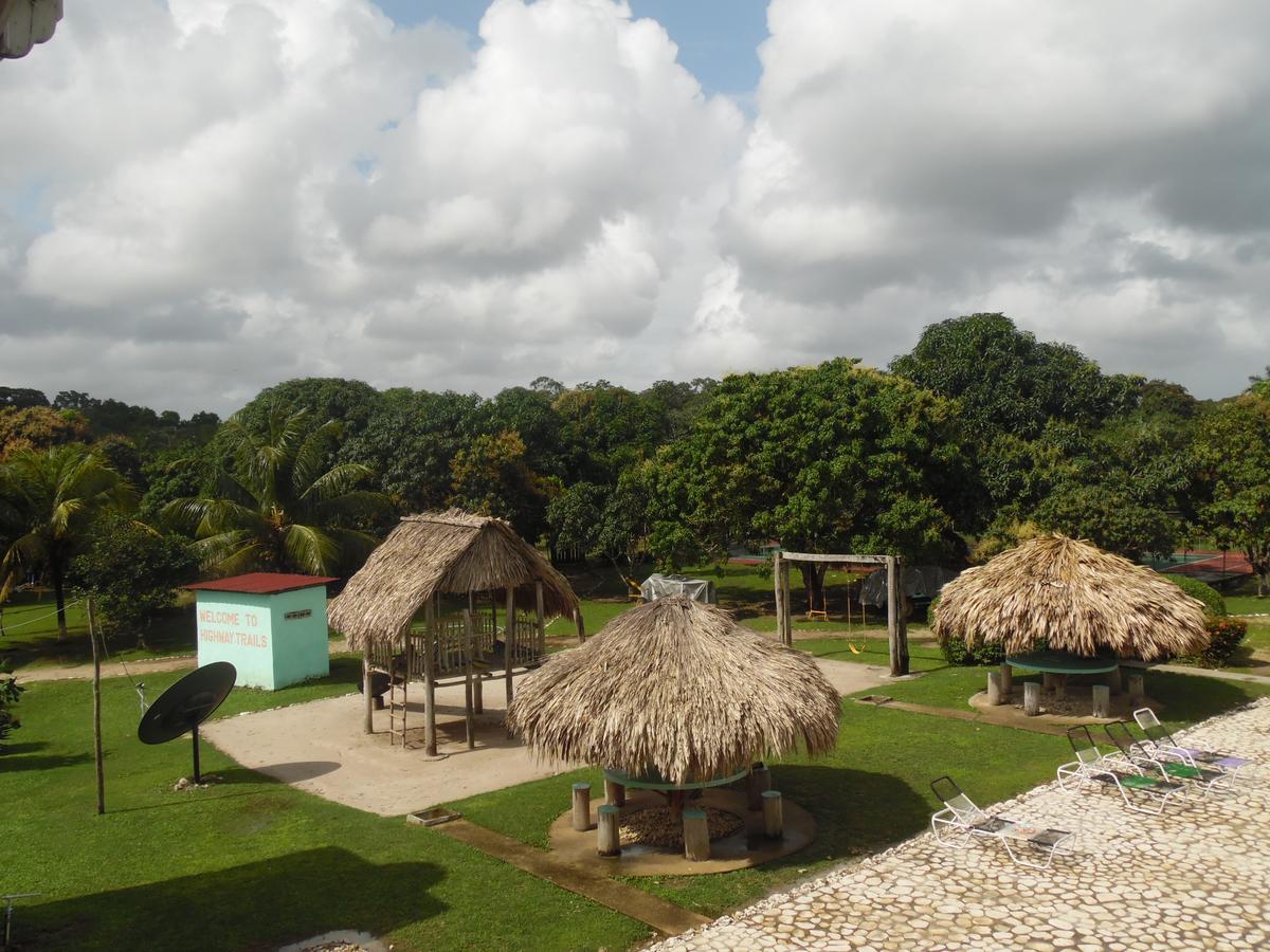 Highway Trails Belize And Country Club 4* Lucky Strike