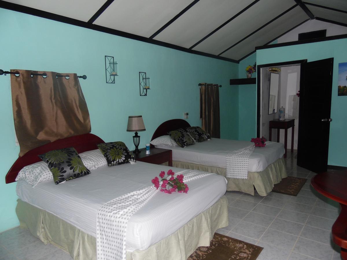 Highway Trails Belize And Country Club 4* Lucky Strike