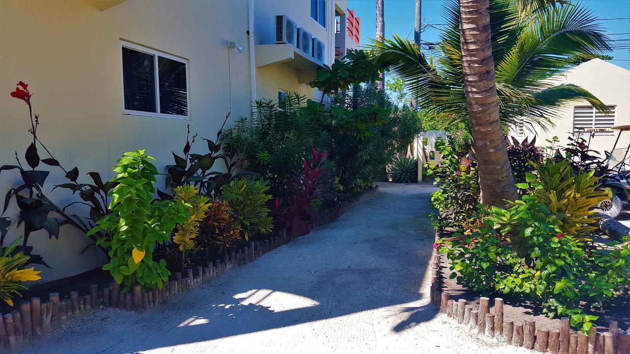 Tres Cocos Hotel 3*
