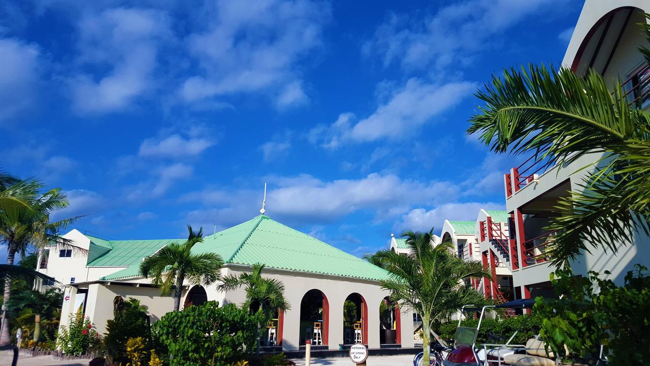 Hotel Tres Cocos 3*