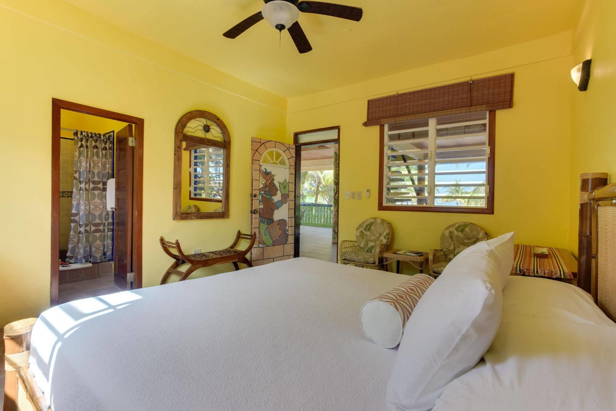 Hotel Coconut Row 3*