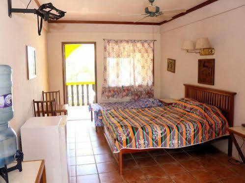 Hotel Maya Breeze