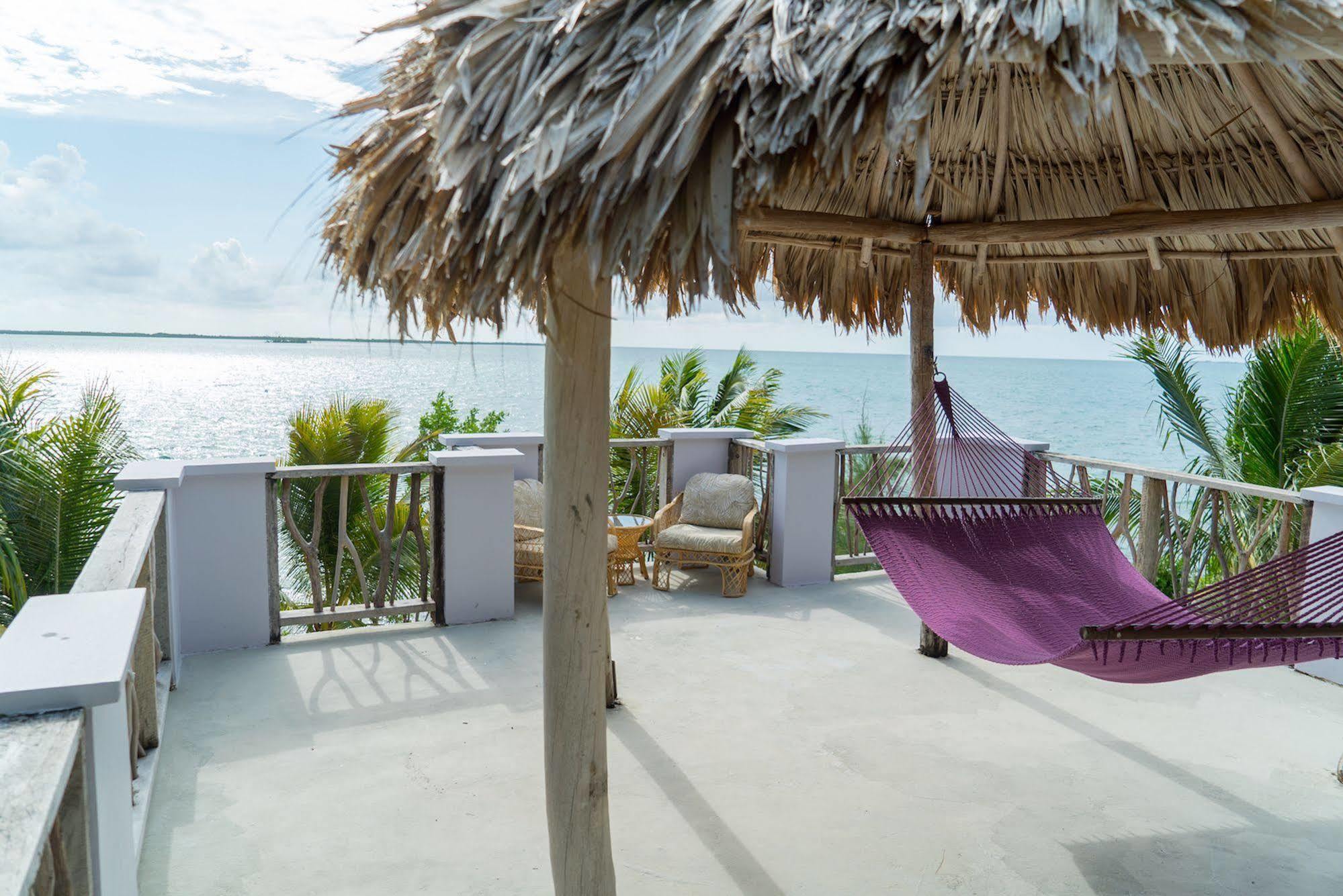Thatch Caye A Muy'ono Resort