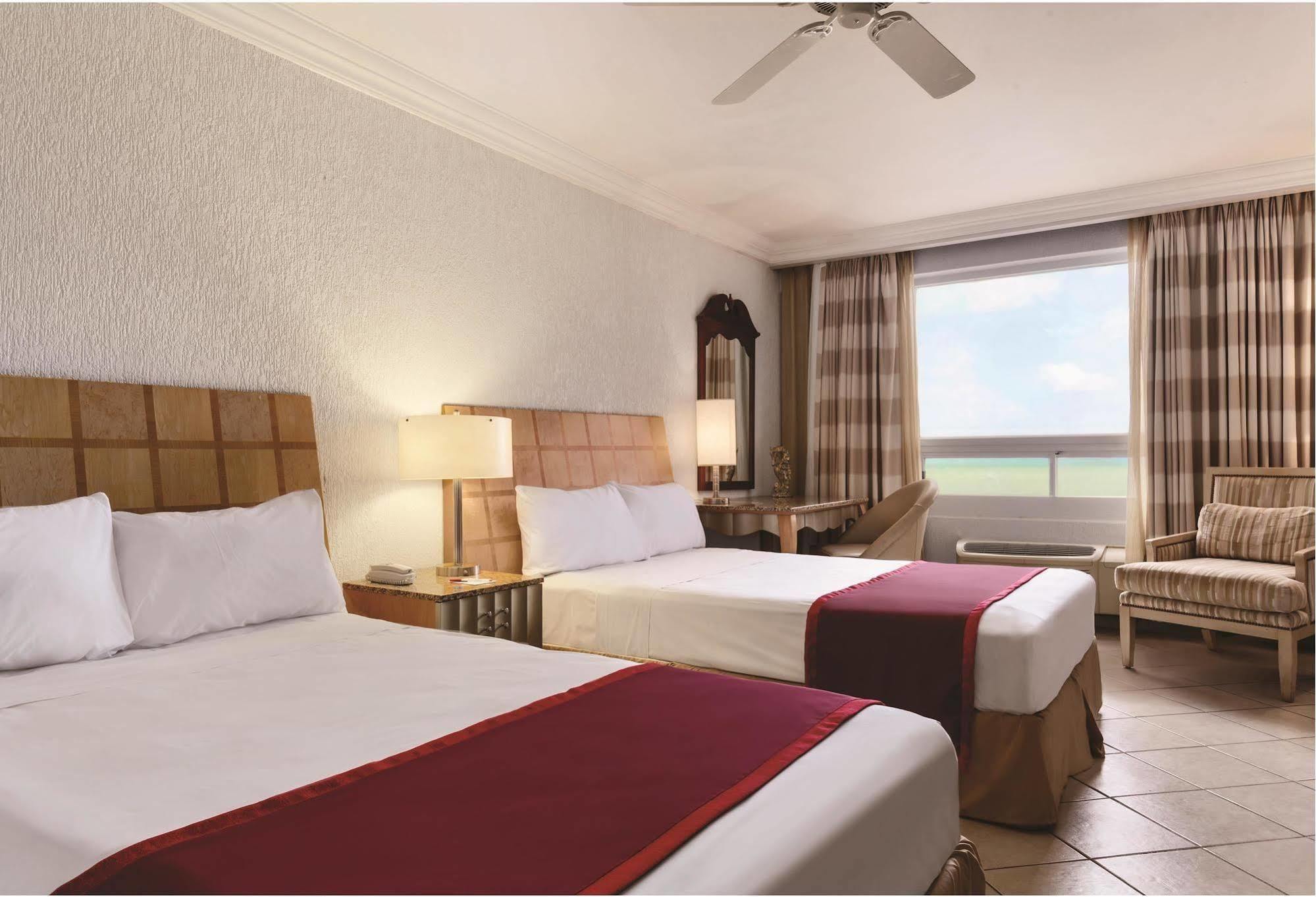 Ramada By Wyndham Princess Belize 3*
