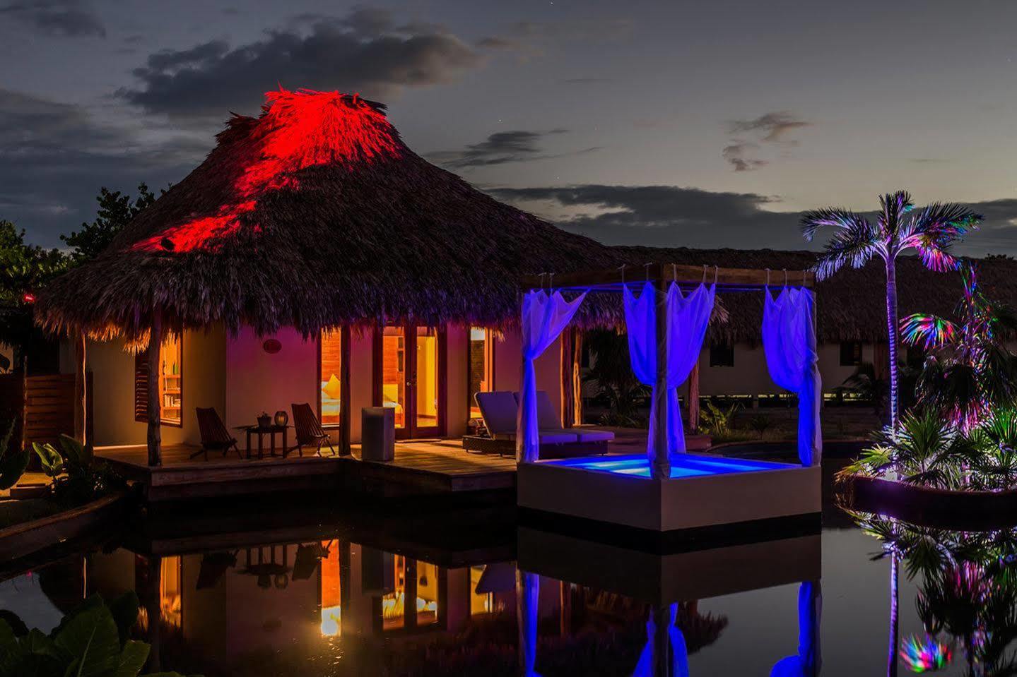 El Secreto Resort