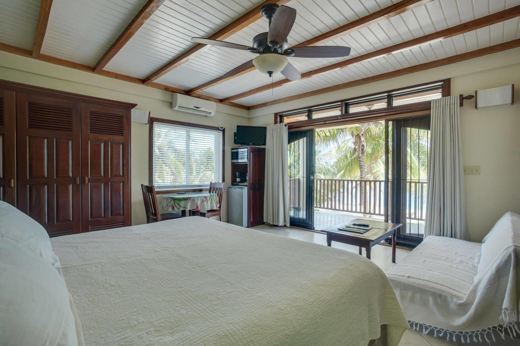 Buttonwood Belize Guest house