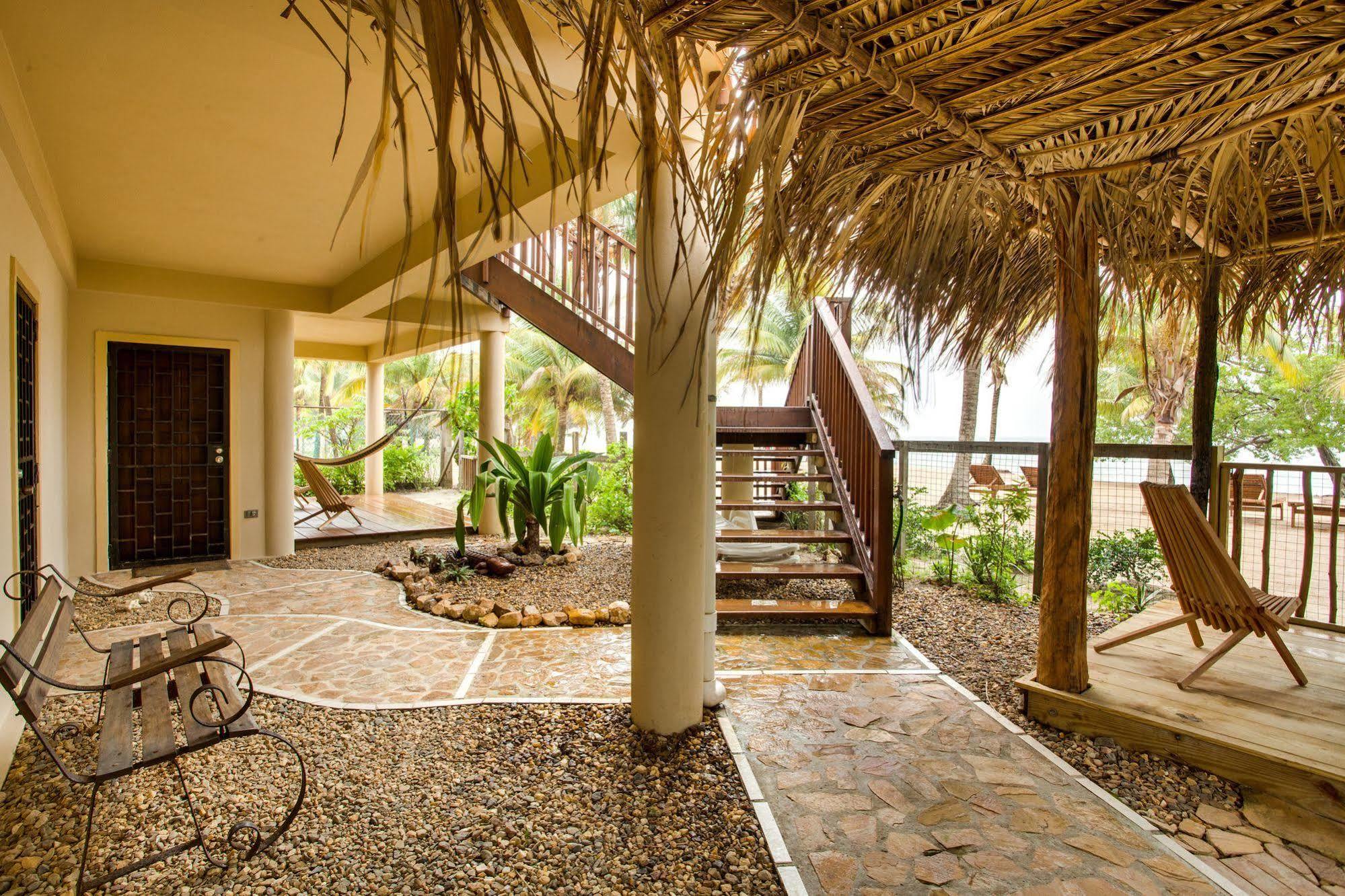 Buttonwood Belize Guest house Hopkins