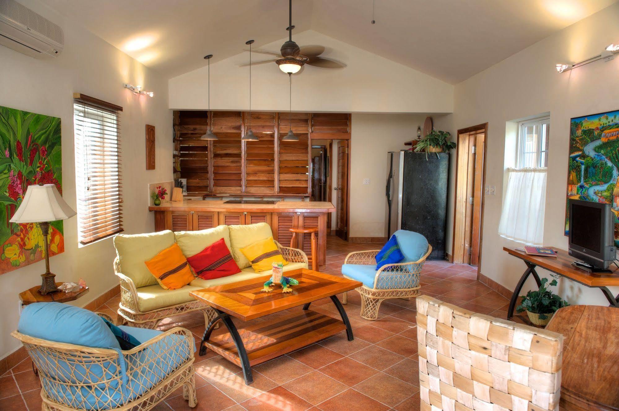 Caye Casa Hotel San Pedro (Ambergris Caye)