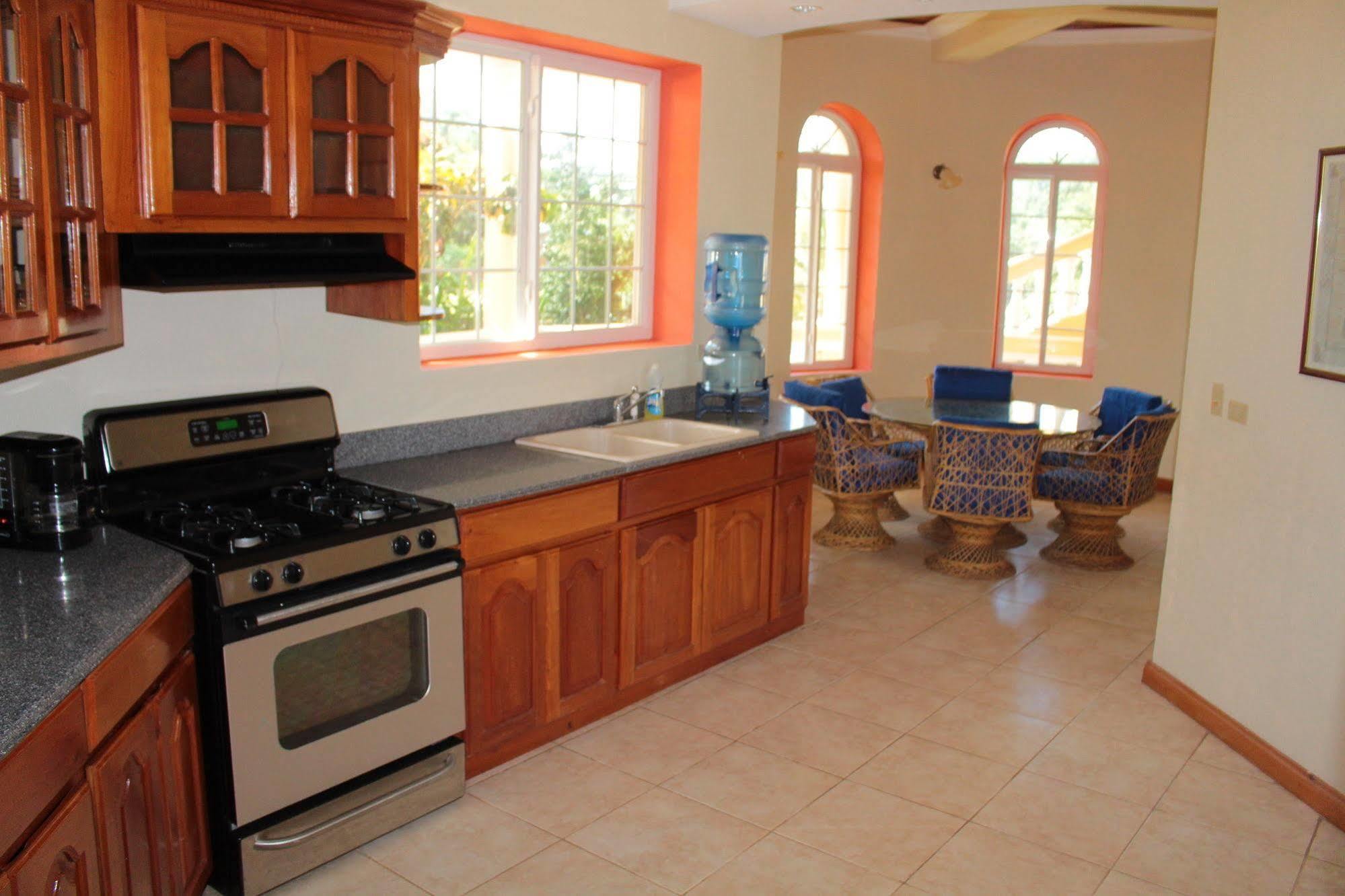 Parrot Cove Hotel 4*