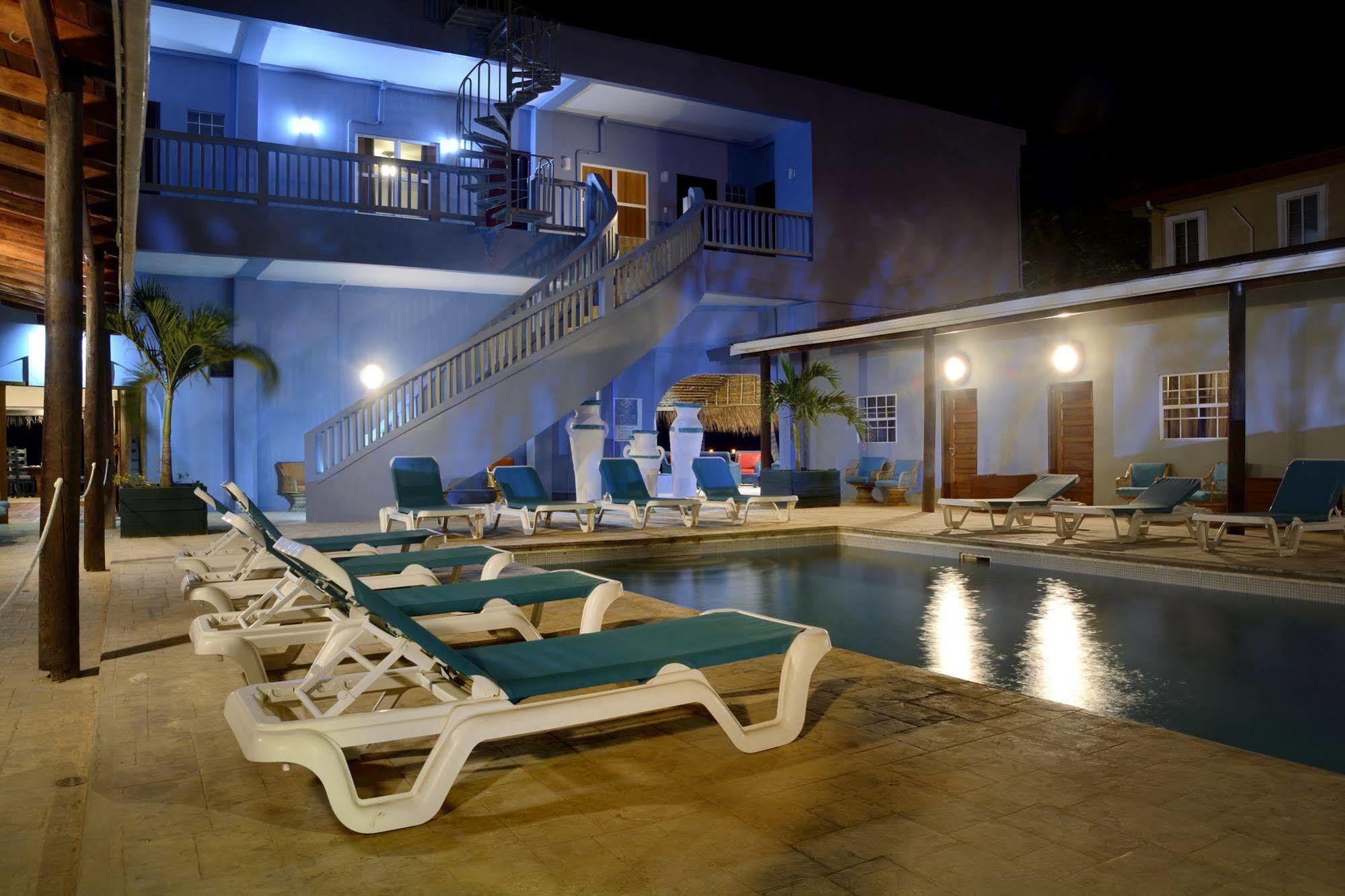 Parrot Cove Hotel 4*