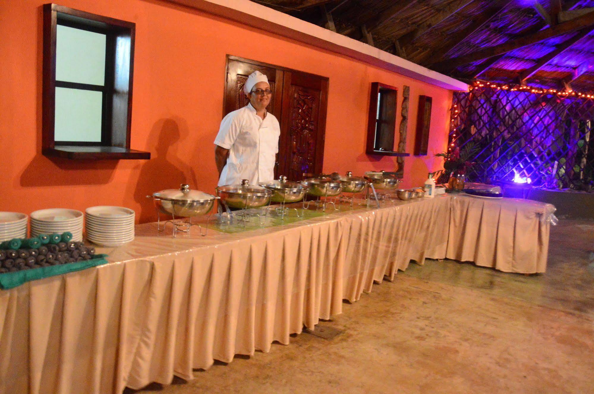 Hotel Lamanai Landings And Marina Orange Walk Town