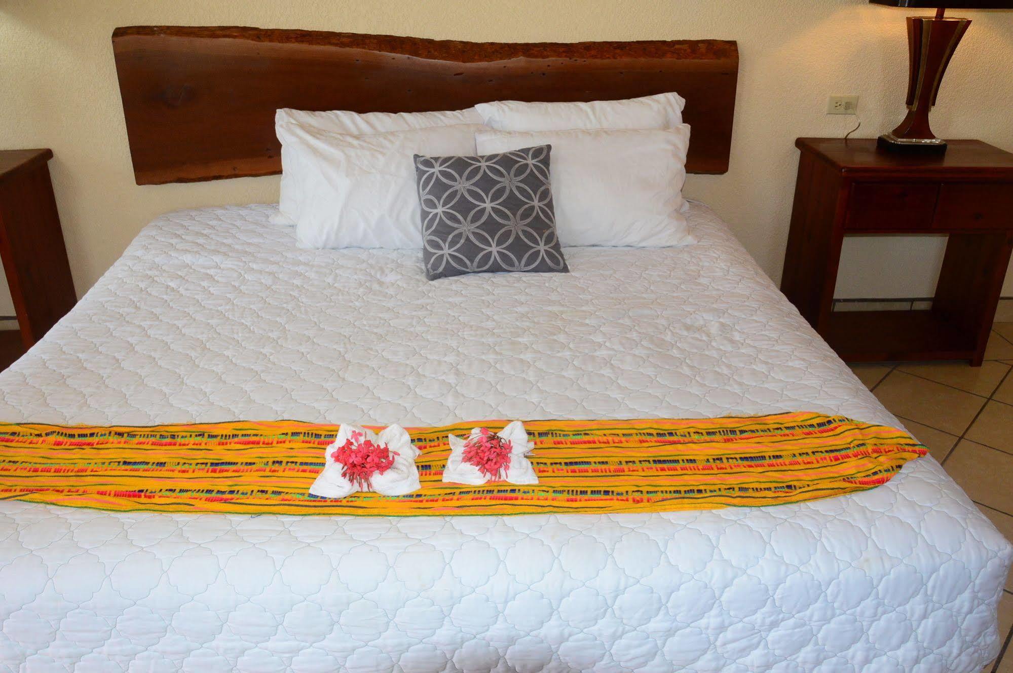 Hotel Lamanai Landings And Marina
