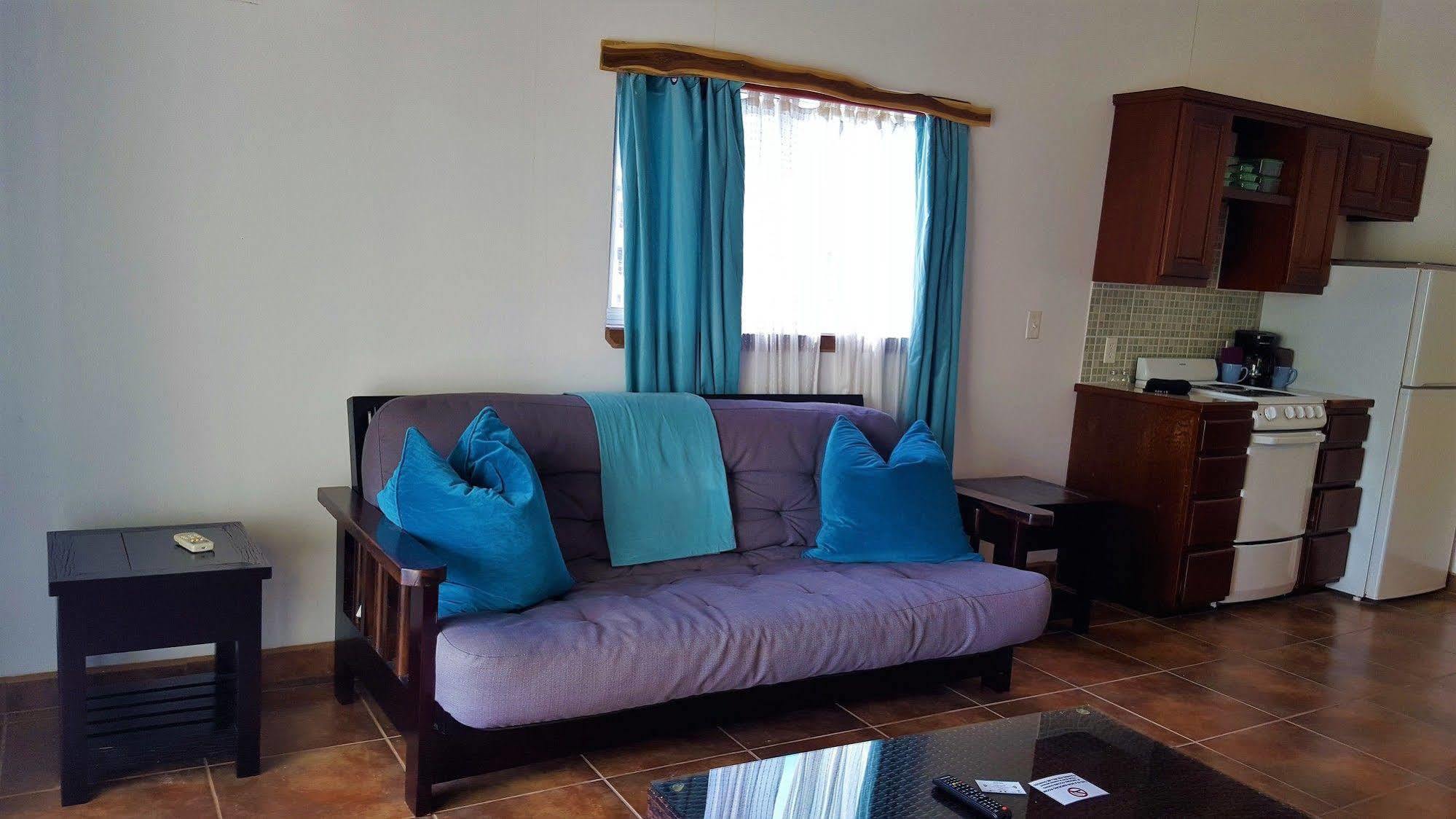 Hotel Tres Cocos San Pedro (Ambergris Caye)