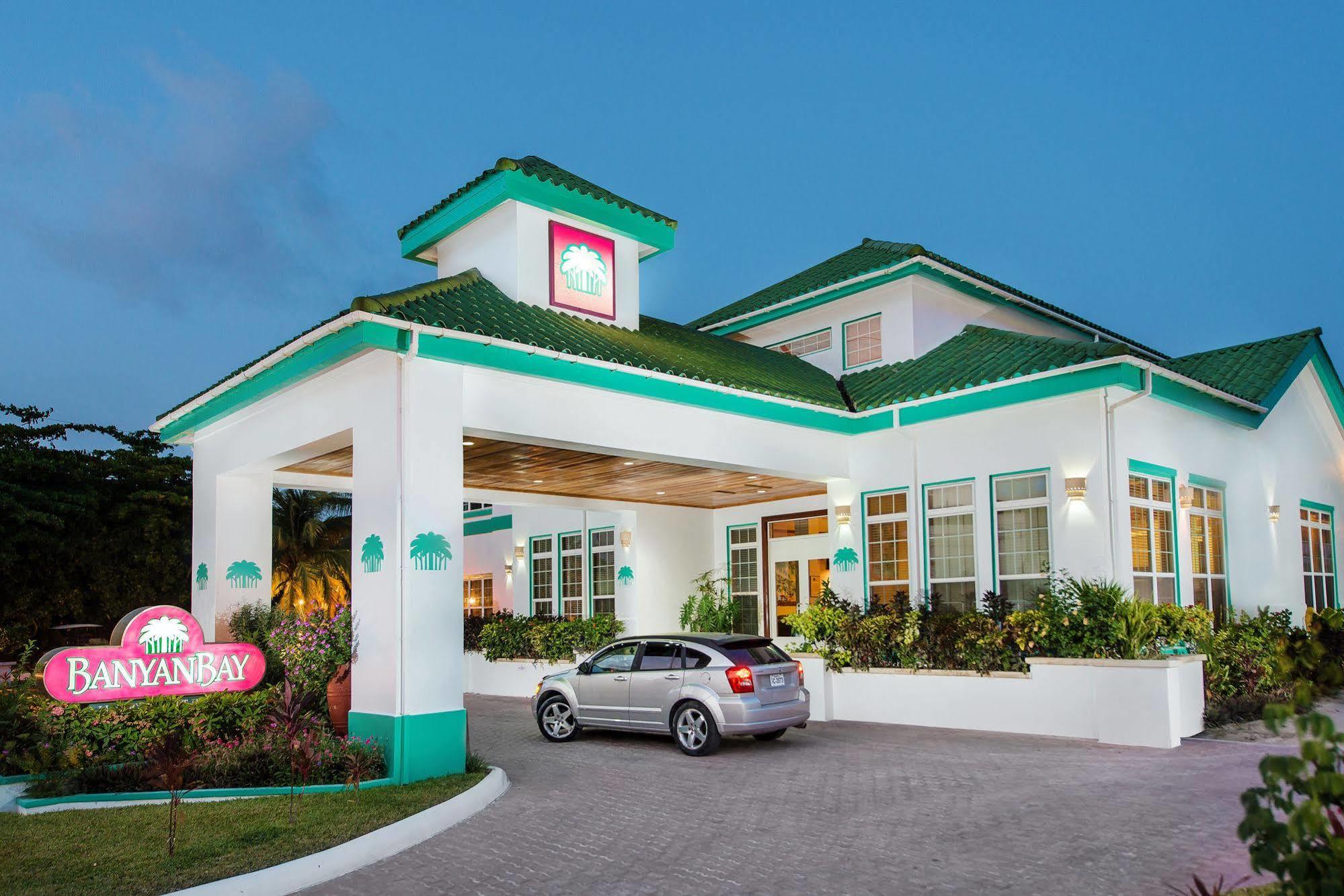 Hotel Banyan Bay
