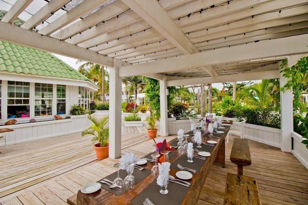 Banyan Bay Hotel