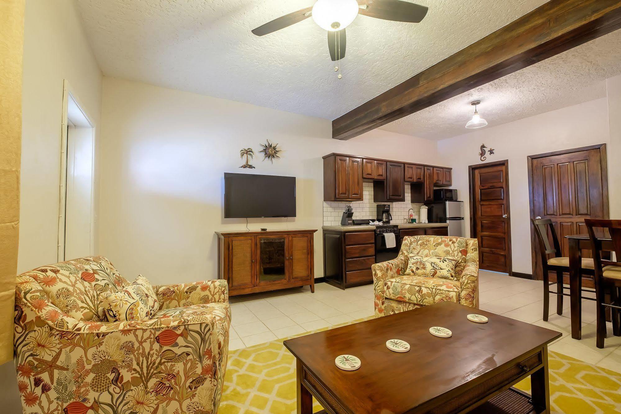 The Palapa House Hotel San Pedro (Ambergris Caye)