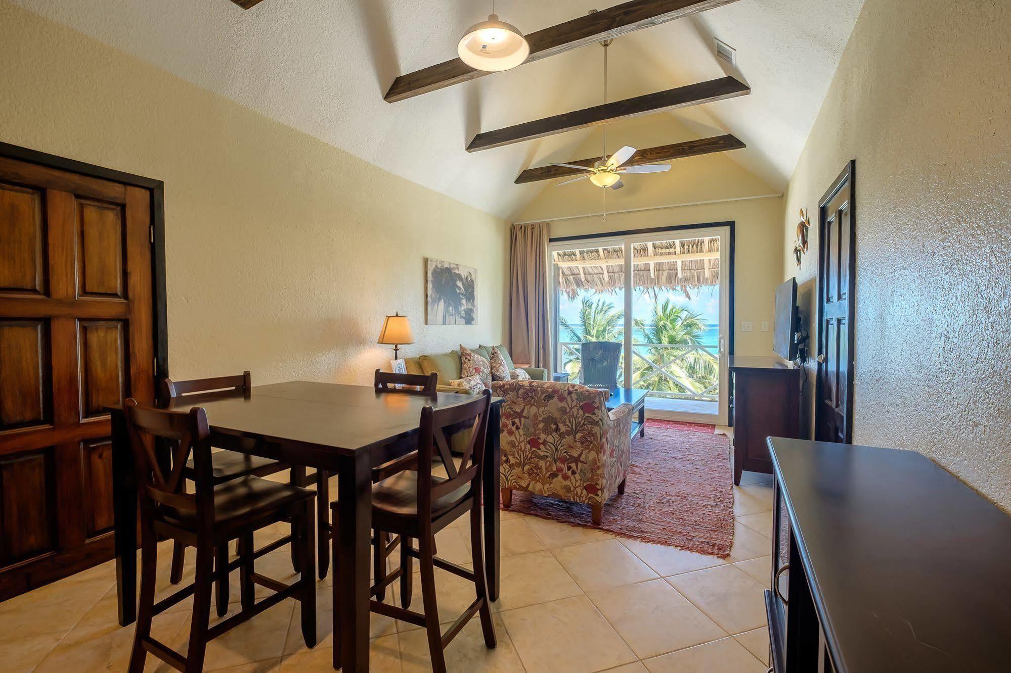 The Palapa House Hotel
