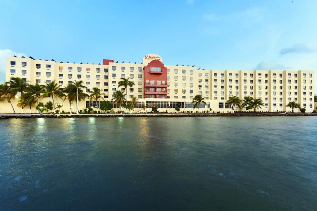 Hotel Ramada By Wyndham Princess Belize 3*