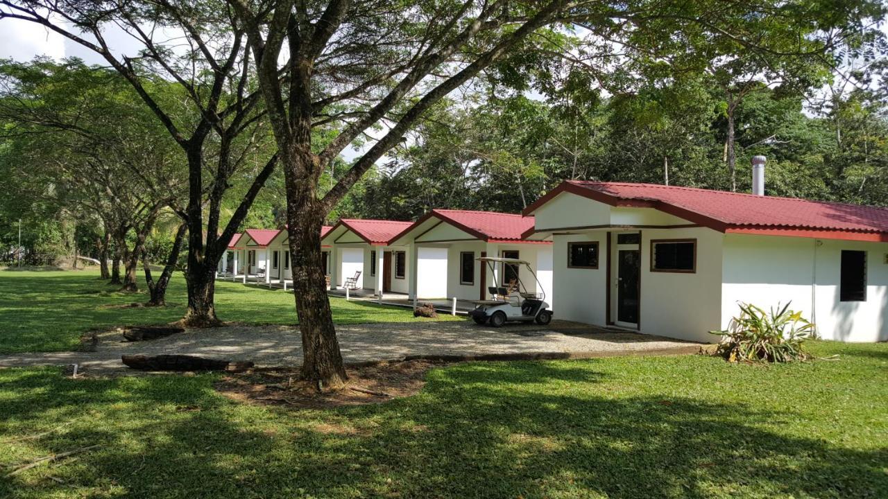 Roaring River Golf & Resort 4*
