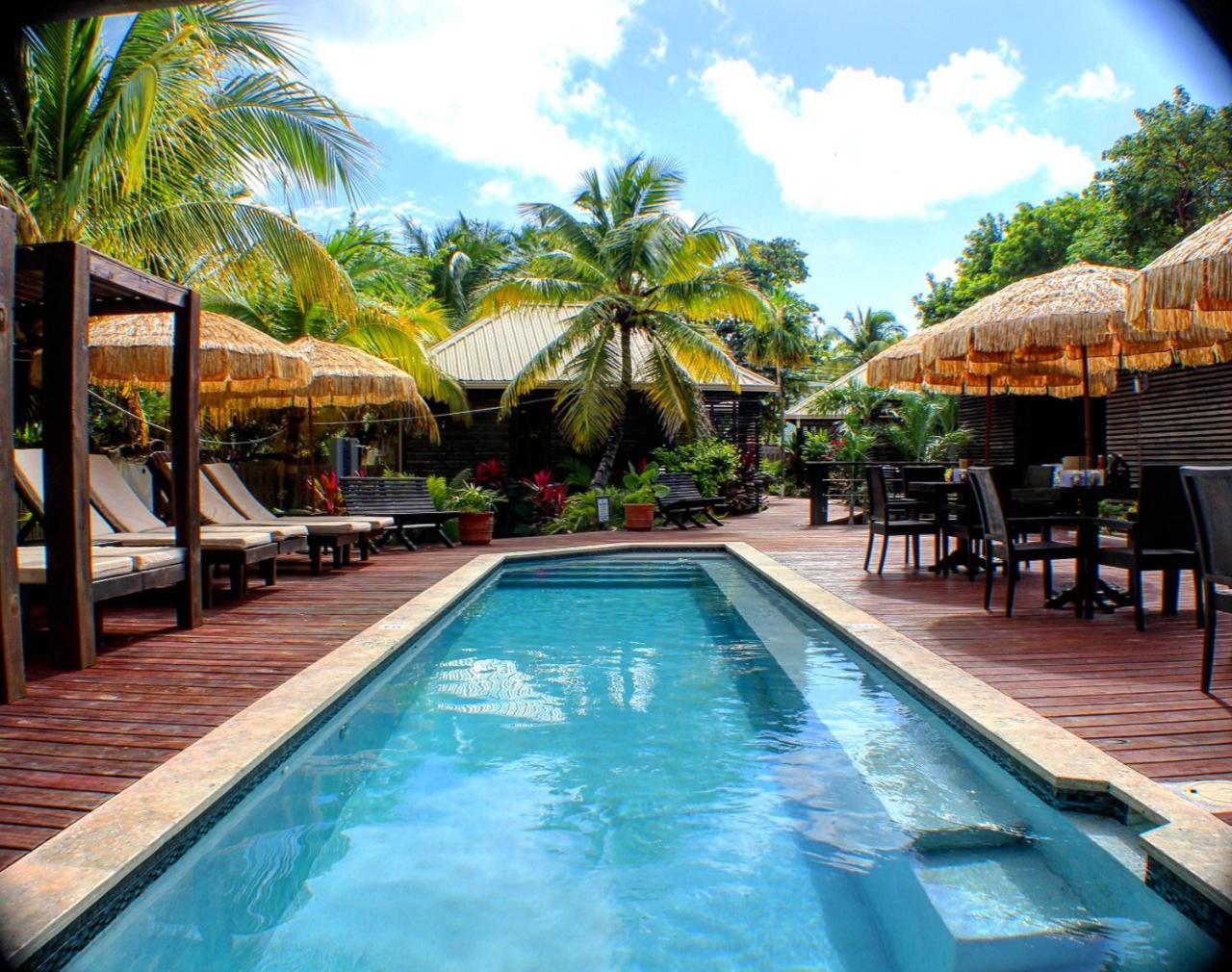 Pur Boutique Cabanas, Adults Only Hotel
