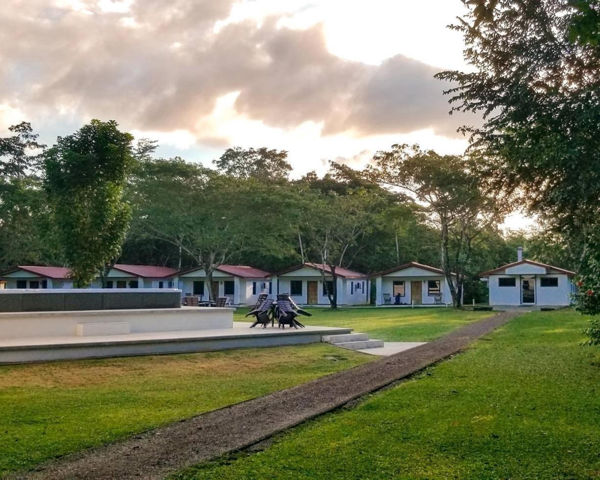 Roaring River Golf & Resort
